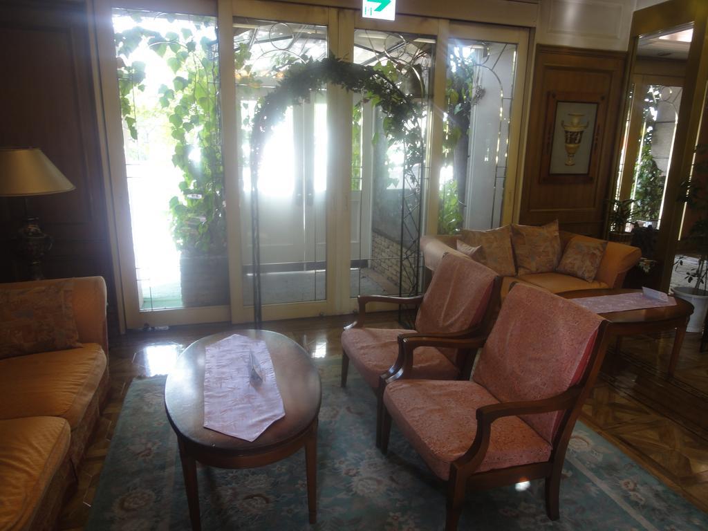 Intelligent Annex Hotel
